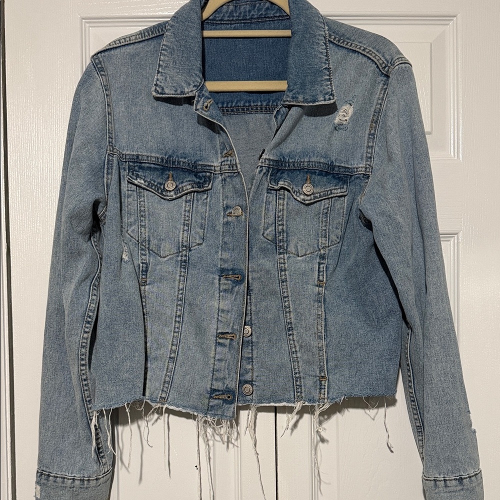 Kensie Light Blue Distressed Denim Jacket Med